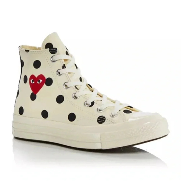 NIB Comme Des Garcons PLAY Converse Unisex Chuck Taylor High Top Sneakers W10 M8 - Picture 1 of 3